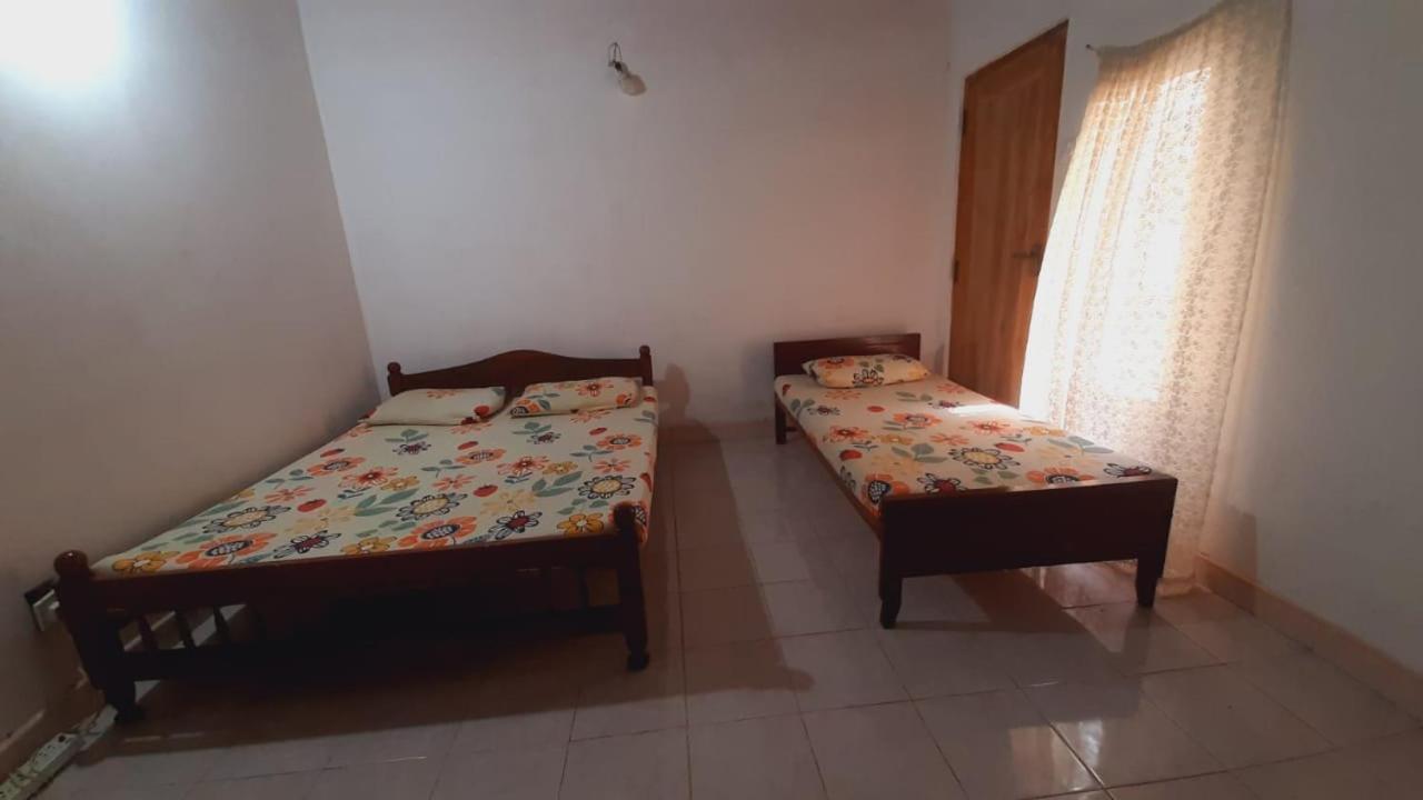 Corner Cottage - أنرادابورام المظهر الخارجي الصورة